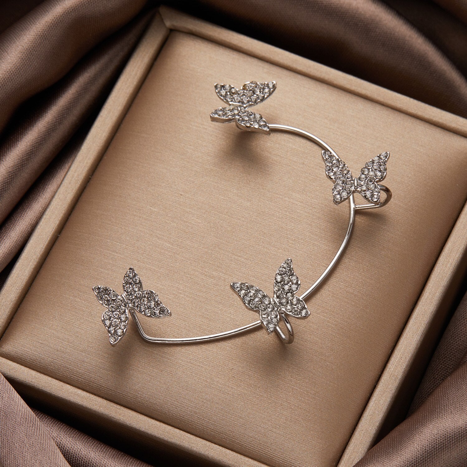 Bijou d'oreille papillon