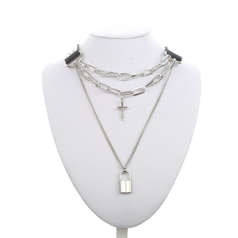 Collier style punk