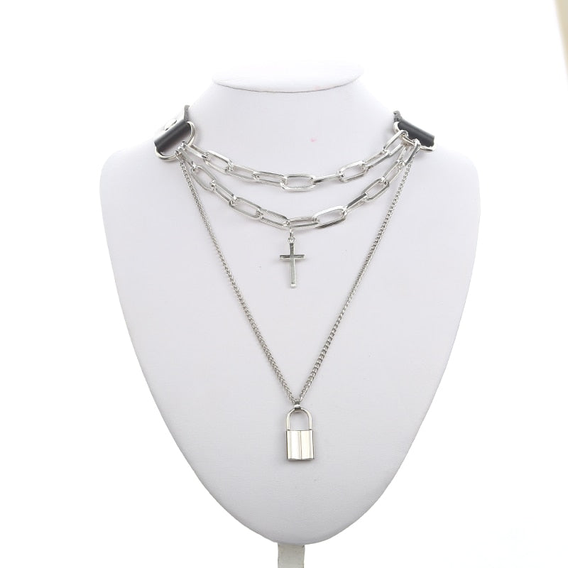 Collier style punk