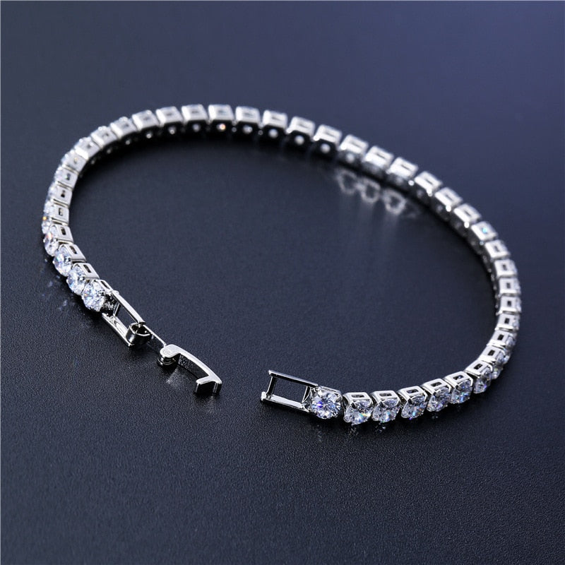 Superbe bracelet zircons